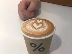 拿铁-% Arabica阿拉比卡咖啡(武康路店)