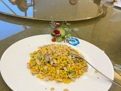 -东豪园林海鲜酒家(南港路辅路店)