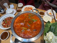 -老凯俚酸汤鱼(多彩城店)