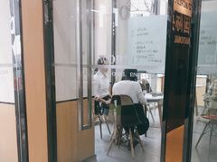 -沃尔得国际英语(泉城路校区)