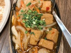铁板海鲜豆腐-五星海南鸡饭餐馆(东海岸路店)