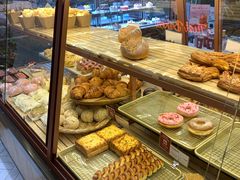 草莓甜甜圈-多乐之日(颐堤港店)