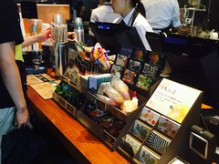 -星巴克臻选(深圳龙华红山天虹店)