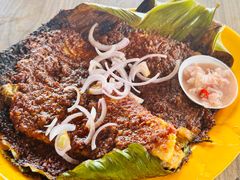 -东海岸人工湖美食村