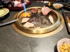 -铭牛烧肉·和牛海鲜自助(高新月牙湖店)