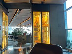 -恰餐厅及酒吧 CHAR Bar & Grill (北京丽都皇冠假日店)