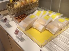 -好利来(八里庄店)