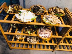 -菌海森林·非遗野生菌火锅(西山区滇池路摩根道店)