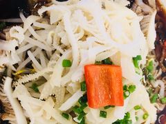 -侬佳蒸菜馆(听潮店)