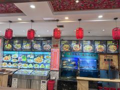 -老渔翁炖鱼坊(黄海西路东山店)