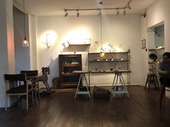 大堂-MAISON门前杂货店