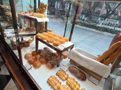 -白天鹅宾馆·美食屋