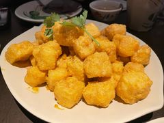 -大头虾越式风味餐厅(光明广场店)