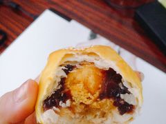 蛋黄酥-东南饼庄(铁路二村店)