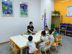 -艾克瑞特机器人教育(金狮校区)