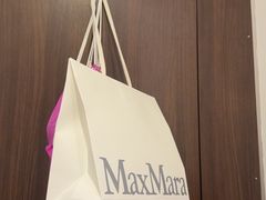 -伦敦比斯特购物村