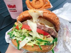 -The Habit Burger Grill 哈比特汉堡(复兴soho店)