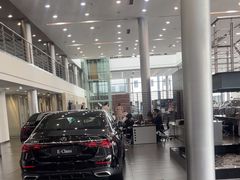 -天津波士信达奔驰4S店(卫津南路店)