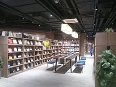 -漓江书院(三祺广场店)