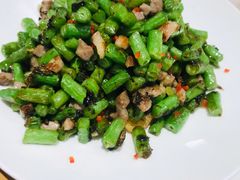 榄菜肉碎四季豆-香港百合居(LCM置汇旭辉广场店)
