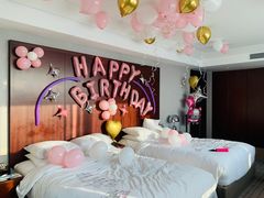 -上海龙之梦万丽酒店