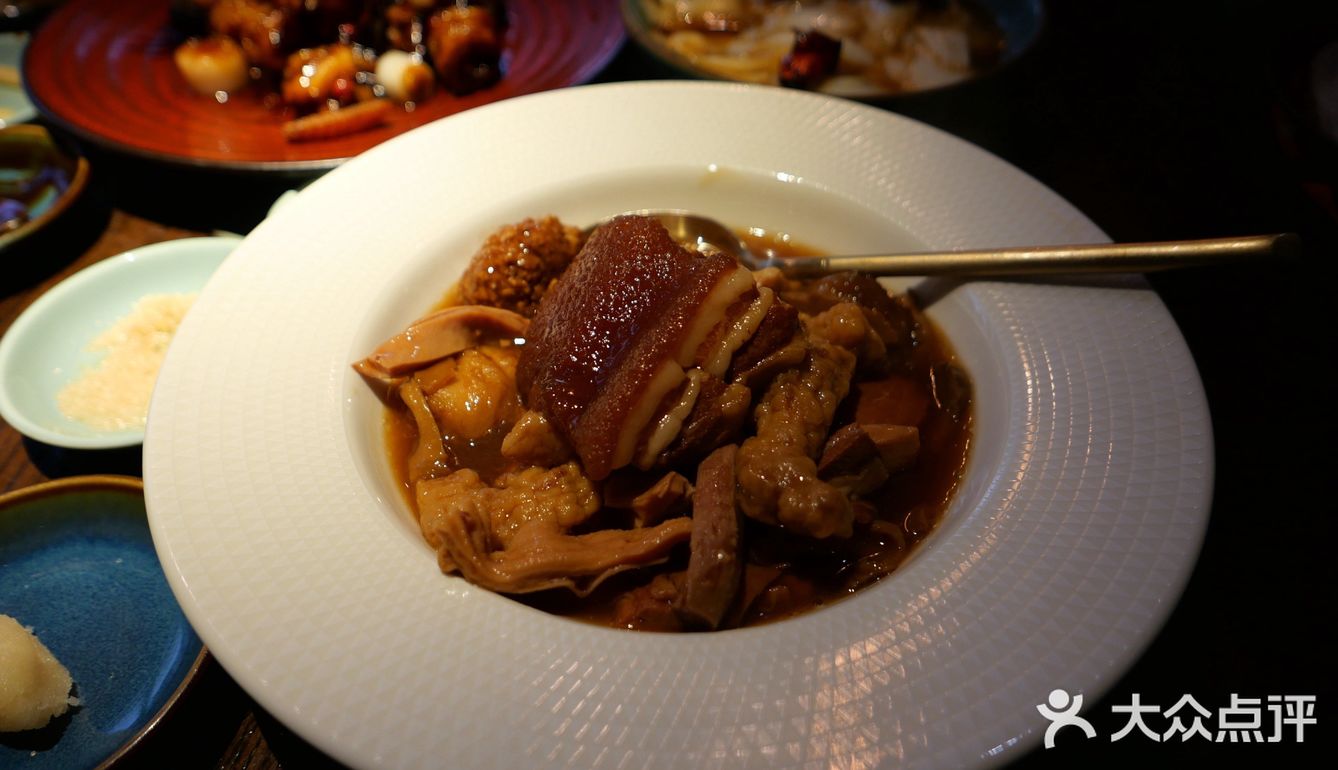 龙年除夕团圆饭选“宋”，忘记套餐坑人的套路，大写的开心和满足