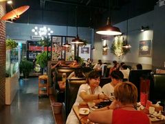 大堂-湄公河秘制烤鱼(西双十贰城商业中心店)