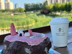 -山与蓝·轻糖鲜果蛋糕(勒泰店)