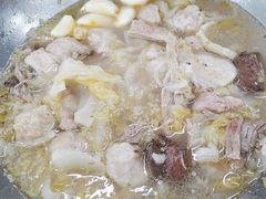 -一口猪海鲜浑锅·东北家常菜