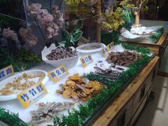 -银鲨海鲜烤肉火锅自助餐厅(五星店)