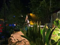 -百里峡七彩艺术小镇