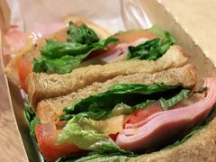 -星巴克(迪士尼小镇店)