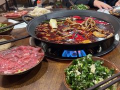 -黄潇洒老火锅(九眼桥宏济巷店)