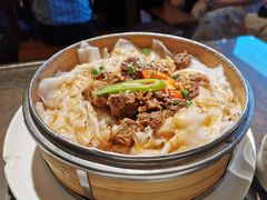 牛腩蒸陈村粉-黄但记老店·陈村粉食府