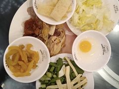 -桥香园云南过桥米线(金马碧鸡店)