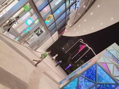 -宝龙城(杭州滨江店)