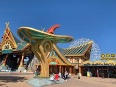 -七彩云南欢乐世界