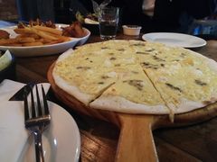 -Gather pizza