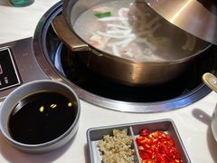 -喃喃椰·糟粕醋·椰子鸡火锅(七堡花园店)