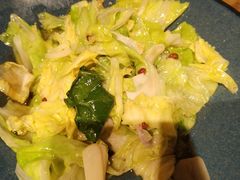 炝炒牛心菜-耶里夏丽新疆餐厅(百联中环购物广场店)