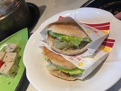 -一叶一世界·素食餐厅(锦华万达店)