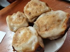 -宝瑞门钉肉饼店