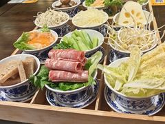 -聚汇三少·龙虾·中餐厅(莫邪路新天地店)