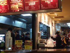 -The Habit Burger Grill 哈比特汉堡(复兴soho店)