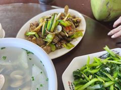 -岛中岛·海鲜大排档·万宁老字号(东澳店)