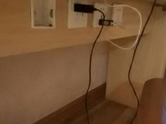 电视柜下面的插座-全季酒店(上海金桥路地铁站店)