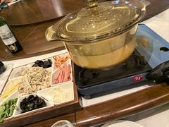 -梅花香里大酒店(郁金香路店)