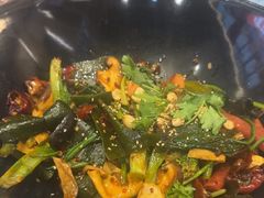 -醉人椒麻辣香锅(上地华联店)