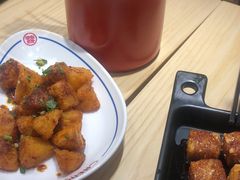 -蓉李记成都名小吃(太原龙湖万达店)