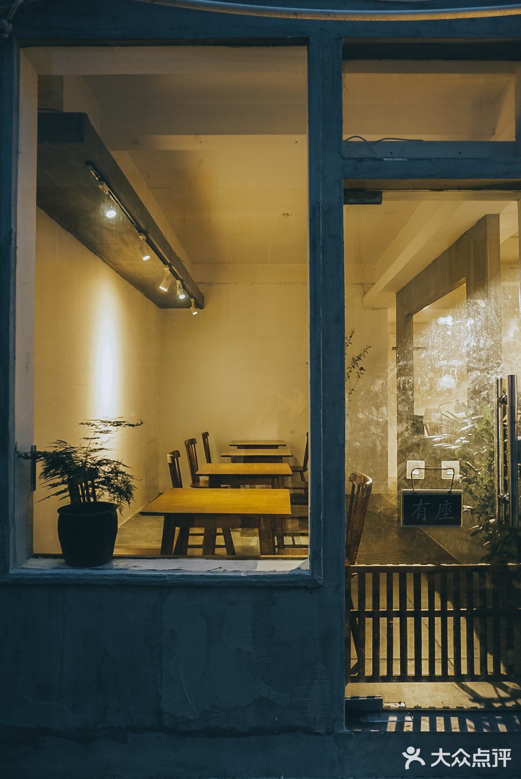 全文昌最任性小店|工业风还没热乎就又换Style了